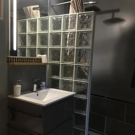 La Petite Adresse De Rose Maison De Entree Autonome בית נופש